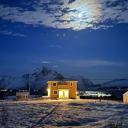 別荘 Pederstua, A Classic Fisherman's In The Middle Of Lofoten Storeidet