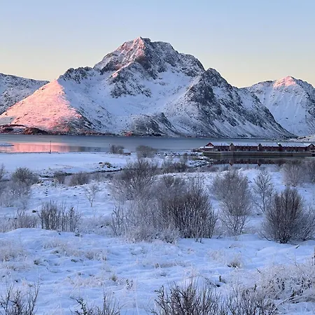Pederstua, A Classic Fisherman's In The Middle Of Lofoten * Storeidet