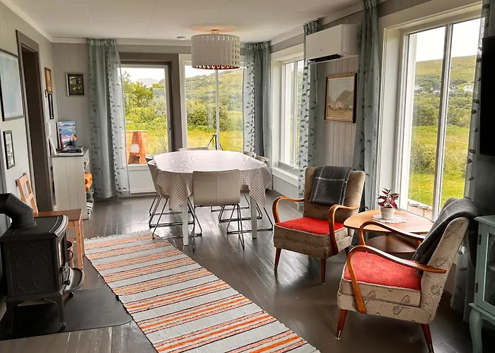 Pederstua, A Classic Fisherman's In The Middle Of Lofoten Ferienhaus